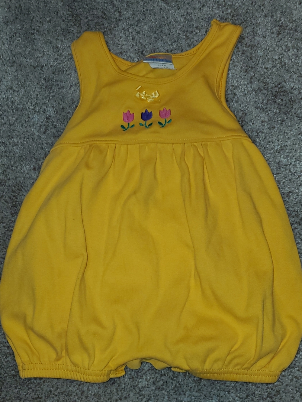 Vintage Carters Sleeveless Romper Size 9 - 12 Months